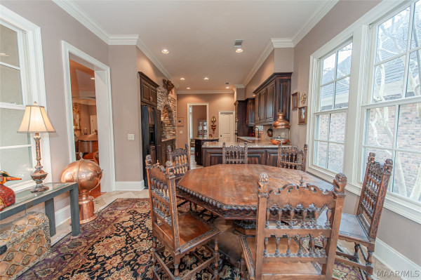 3669 Oak Grove Circle