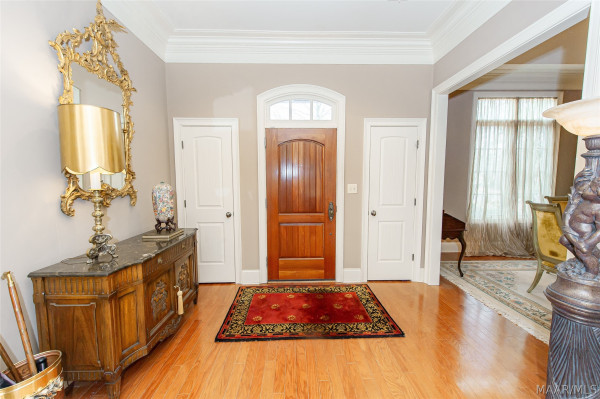 3669 Oak Grove Circle