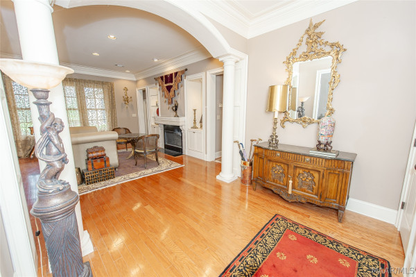 3669 Oak Grove Circle