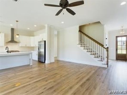 8319 Young Crossing