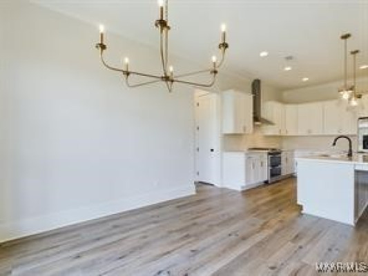 8319 Young Crossing