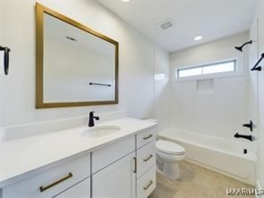 8319 Young Crossing