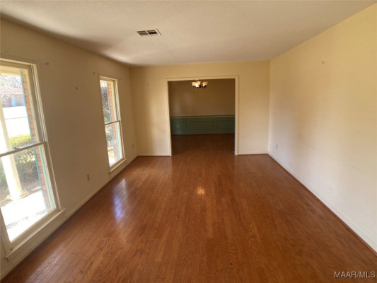 2015 Mallard Lane