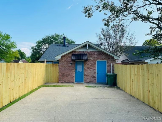 6037 Vineyard Lane