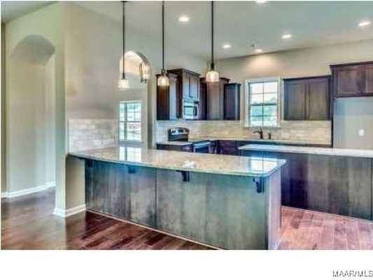 9504 Dakota Drive