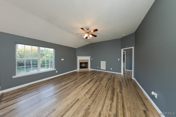 5860 PINELEAF Drive