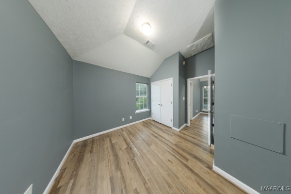 5860 PINELEAF Drive