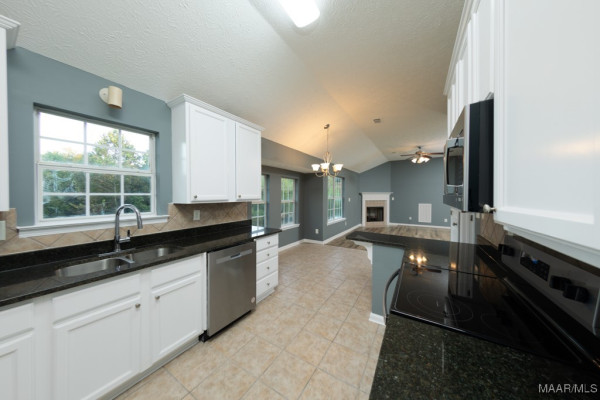 5860 PINELEAF Drive