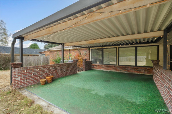 425 County Downs Road