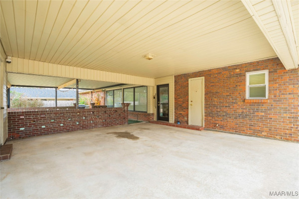 425 County Downs Road