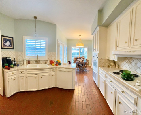 2967 Old Farm Road