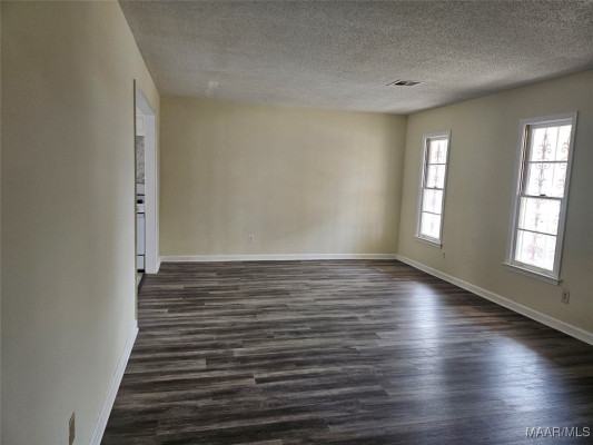 4431 LAWNWOOD Drive