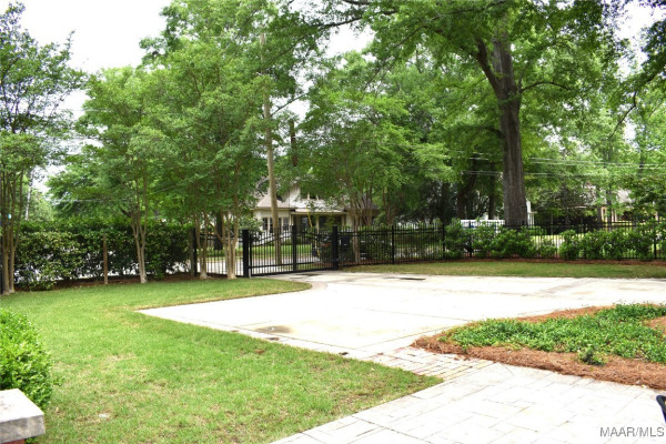 704 Felder Avenue