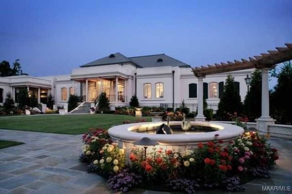 9846 Wynchase Circle