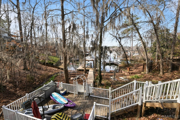 555 Shady Acres Drive