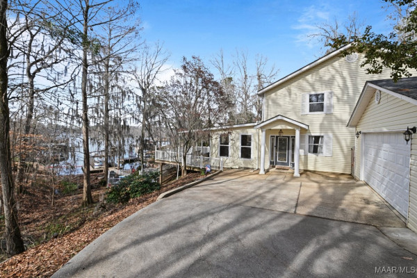 555 Shady Acres Drive