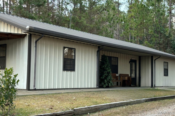 122 County Road 196 Road