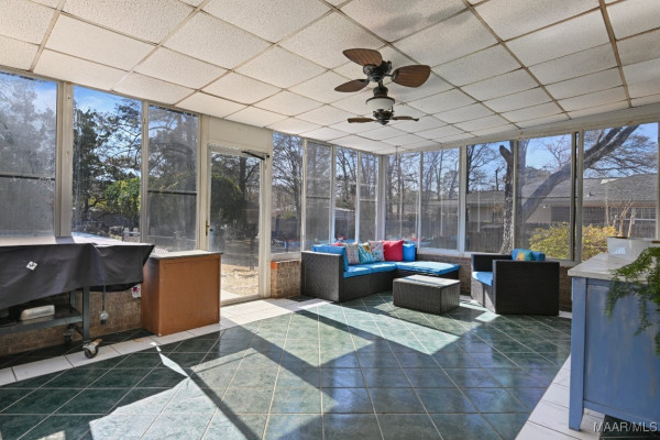 163 Poplar Street