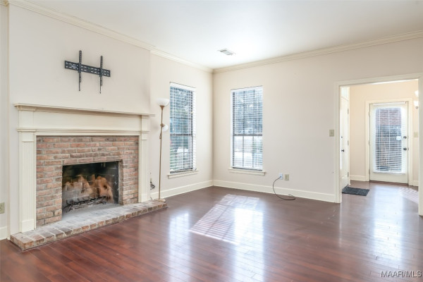 1604 SALISBURY Drive