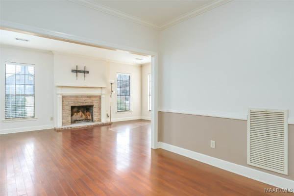 1604 SALISBURY Drive