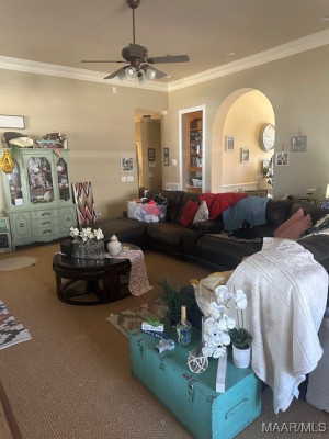 325 Maribeth Loop