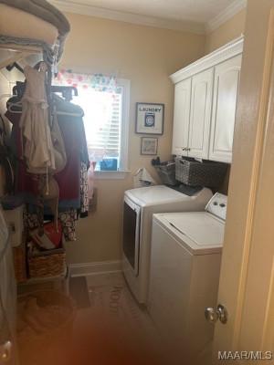 325 Maribeth Loop