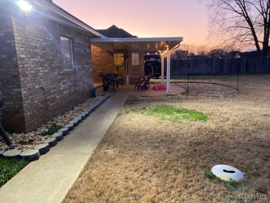 325 Maribeth Loop