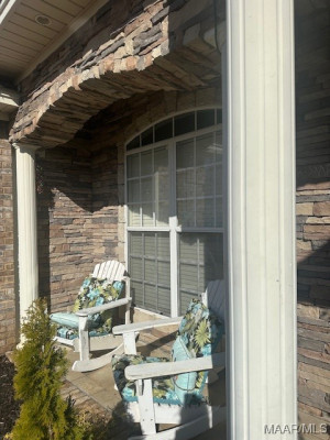 325 Maribeth Loop