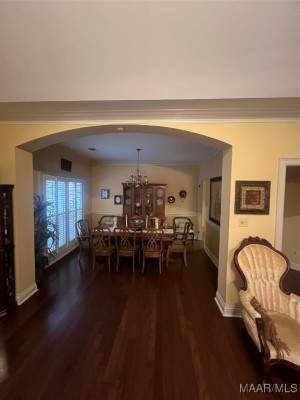 116 Charleston Court N