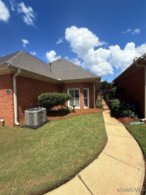 116 Charleston Court N
