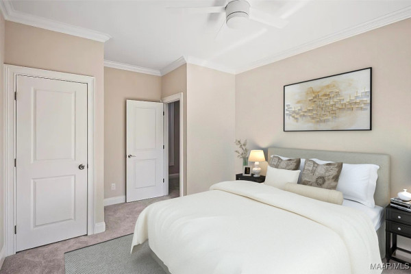 8216 Tuscany Manor