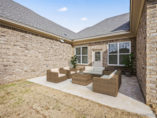 8216 Tuscany Manor