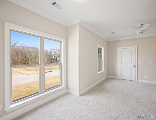 8216 Tuscany Manor
