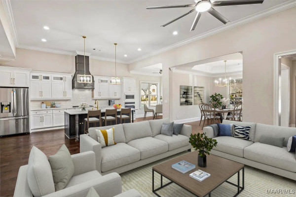 8216 Tuscany Manor