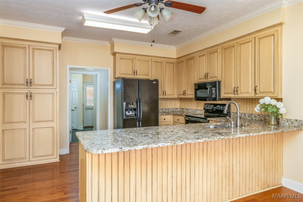 8407 Harvest Hill Court