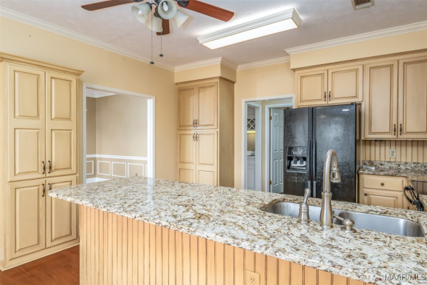 8407 Harvest Hill Court