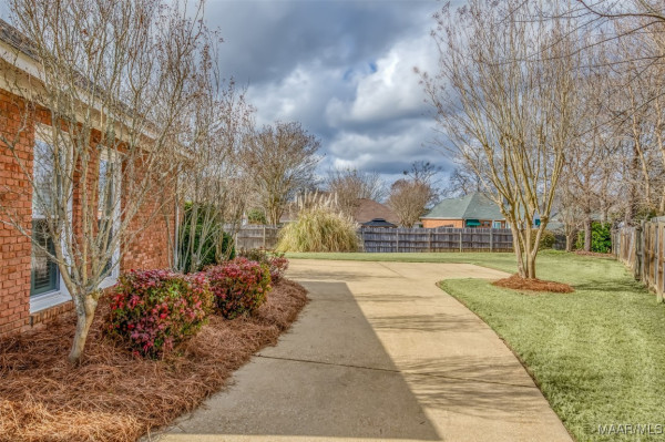 8407 Harvest Hill Court