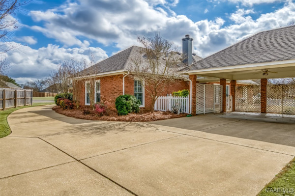 8407 Harvest Hill Court