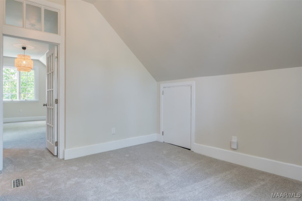 2033 Ellen Street