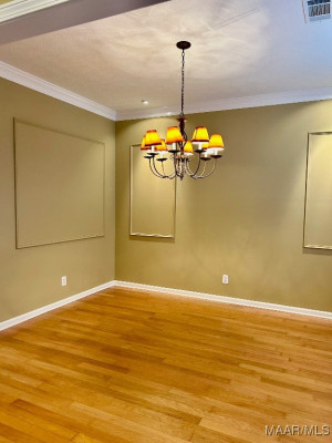 4254 ABBOTTS Walk