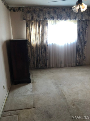 825 Lynwood Drive