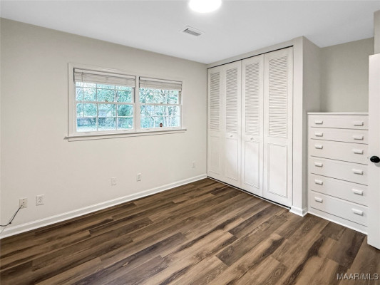 2412 Hermitage Drive