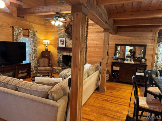 937 Ridgeland Farms Road