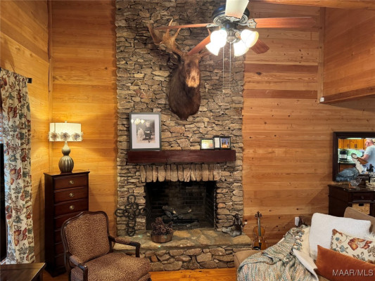 937 Ridgeland Farms Road