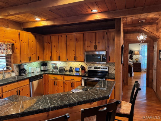 937 Ridgeland Farms Road