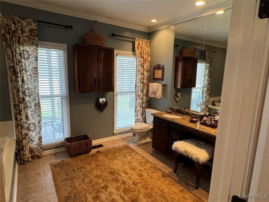 937 Ridgeland Farms Road