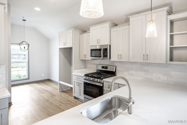 9517 Dakota Drive
