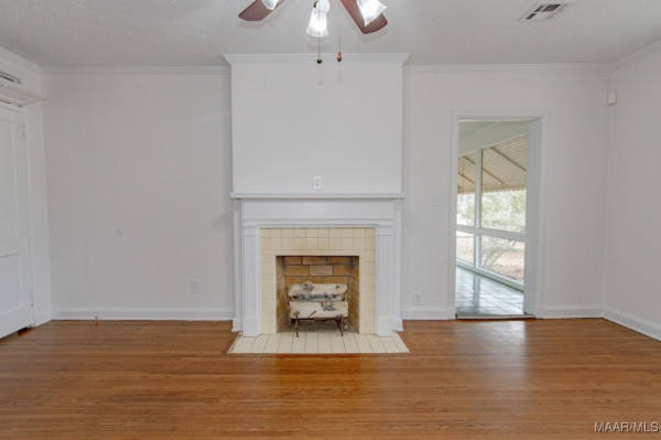 3960 Hickory Drive