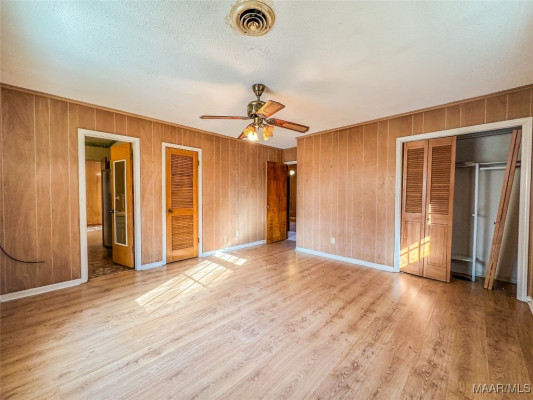 6120 Dogwood Circle