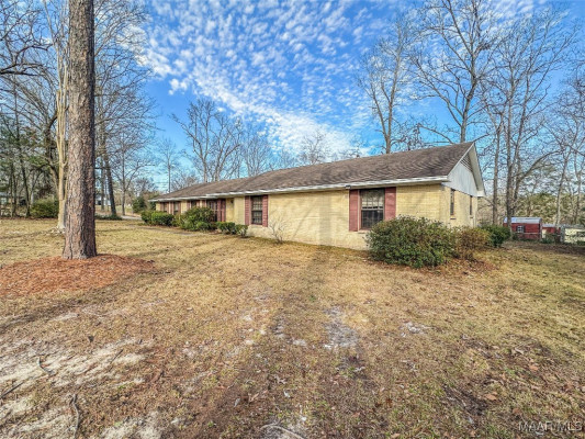 6120 Dogwood Circle
